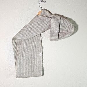 Calvin Klein Scarf & Beanie.